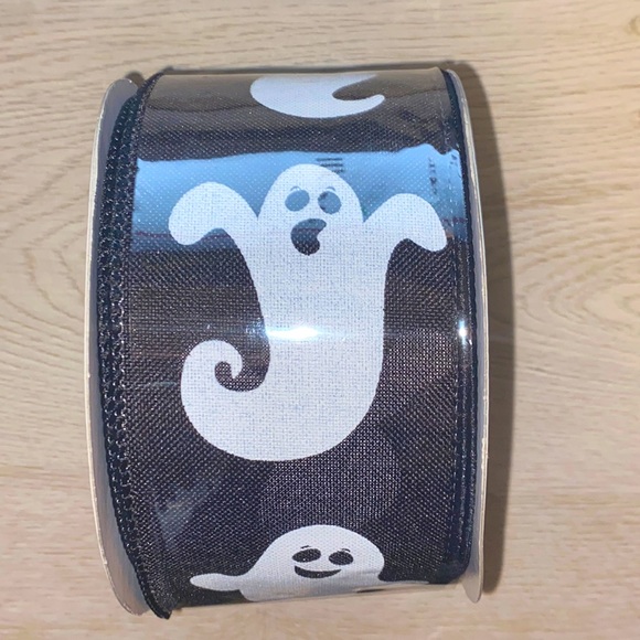 Expressions Other - Ghost Halloween Black Fall Wired Burlap Roll NWT